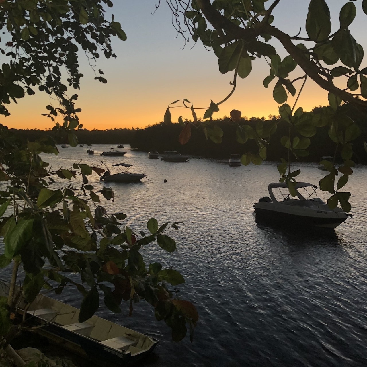 Pôr do sol no Rio Caraíva